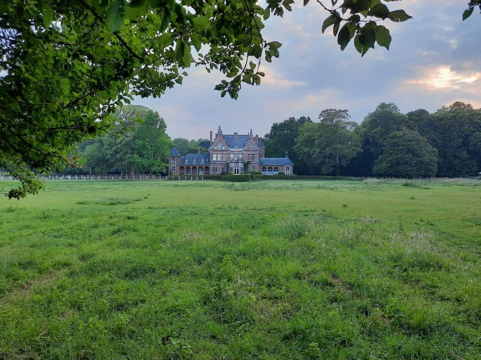 B&B Chateau De Ramegnies-Chin ตูร์แน ภายนอก รูปภาพ