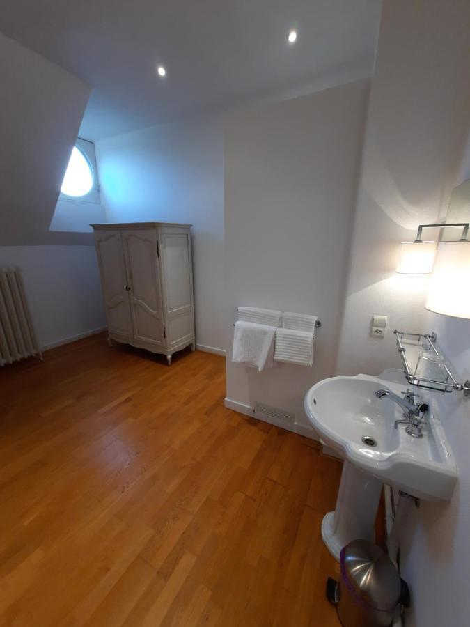 B&B Chateau De Ramegnies-Chin ตูร์แน ภายนอก รูปภาพ